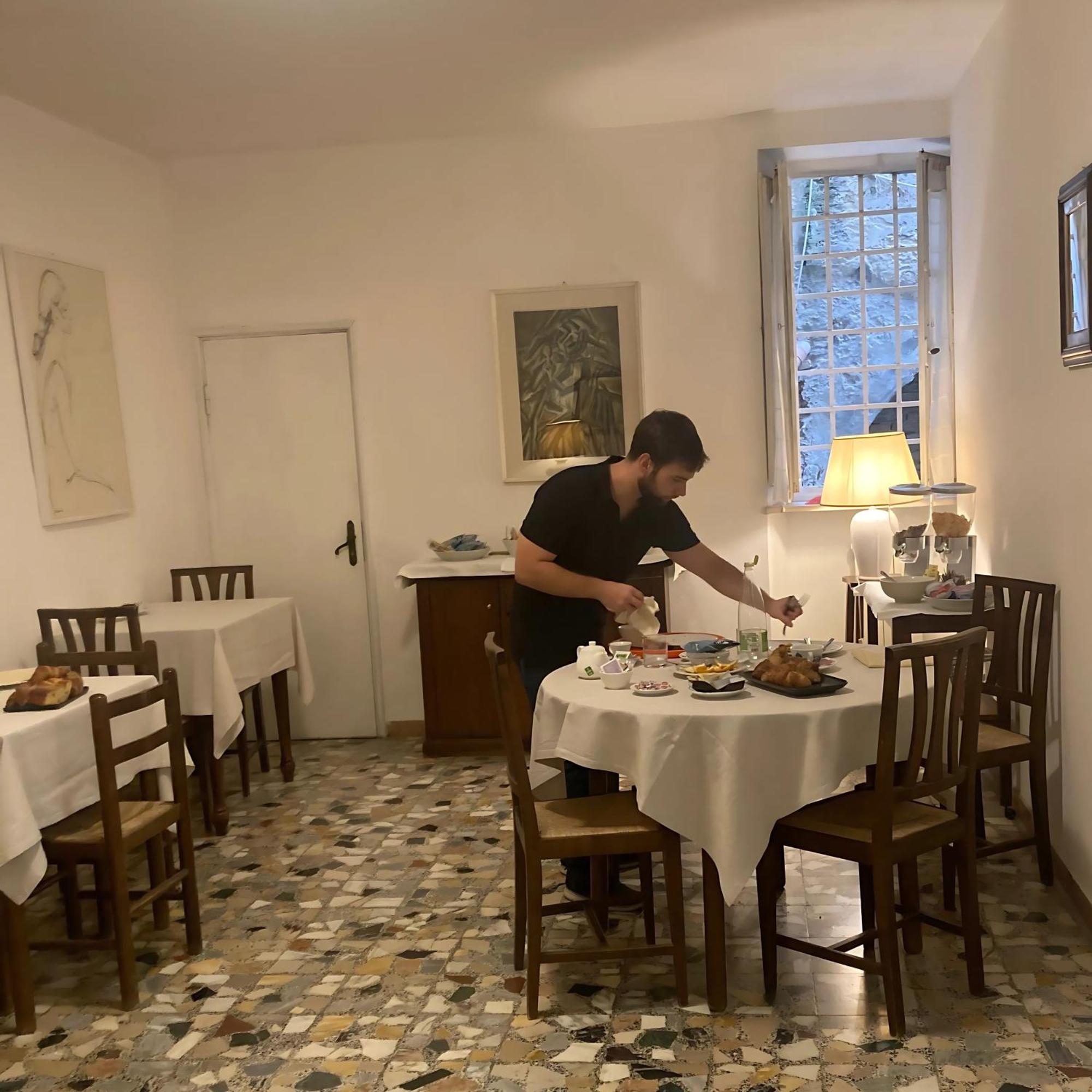 Locanda Il Pino サン・ジミニャーノ エクステリア 写真